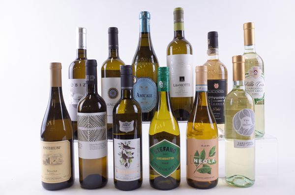 TWELVE BOTTLES ITALIAN WHITE WINE