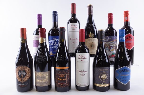 TWELVE BOTTLES ITALIAN RED WINE