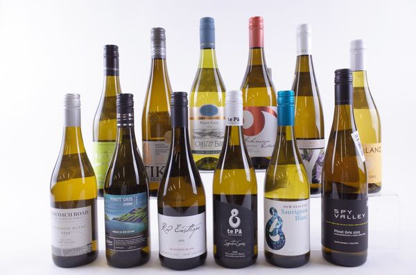 TWELVE BOTTLES NEW ZEALAND WHITE WINE