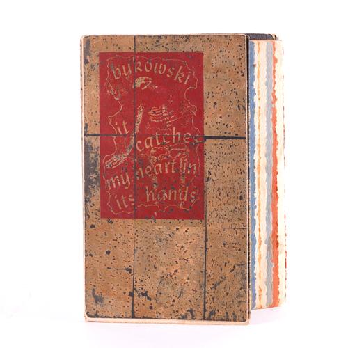 BUKOWSKI, Charles (1920-94). It Catches my Heart in its Hands, New Orleans, Loujon Press, 1963, 8vo, printed on multi-coloured paper, original boards. FIRST EDITION. ONE OF 777 COPIES, SIGNED AND DATED BY THE AUTHOR IN SILVER INK. Krumhansl 12.