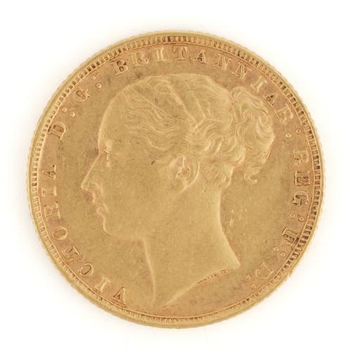 A VICTORIA YOUNG HEAD SOVEREIGN
