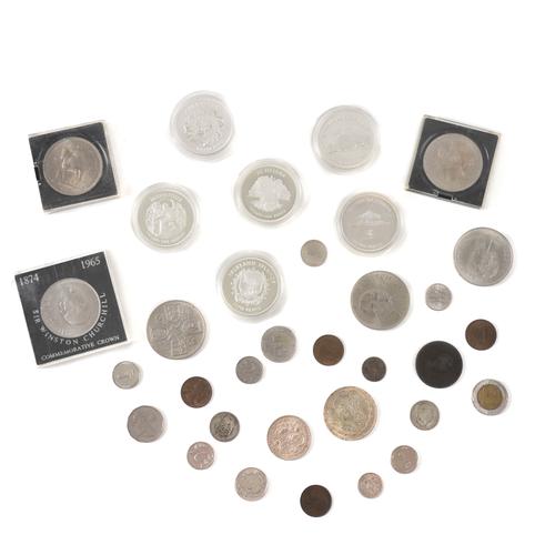 A GROUP OF BRITISH AND FOREIGN COINS (33)