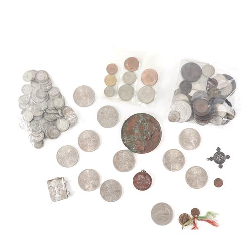 A COLLECTION OF BRITISH AND FOREIGN COINS AND FURTHER ITEMS