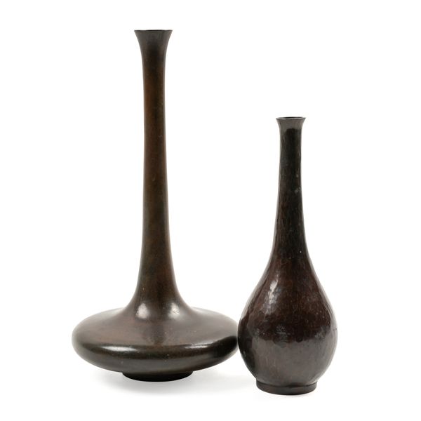 A JAPANESE HAMMERED COPPER VASE (2)