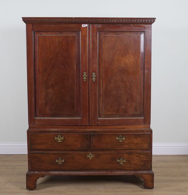 A MID-18TH CENTURY MAHOGANY LINEN PRESS