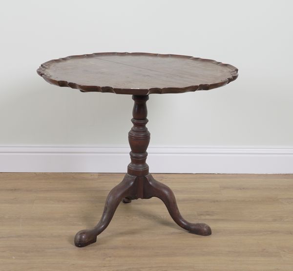 AN 18TH CENTURY MAHOGANY PIE CRUST SNAP TOP OCCASIONAL TABLE