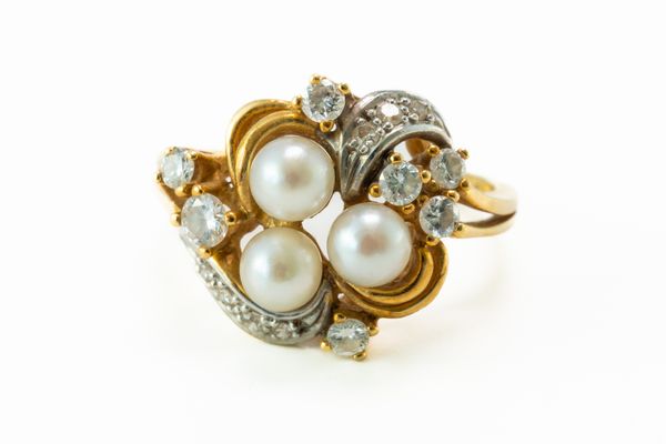 AN 18CT GOLD, DIAMOND AND CULTURED PEARL RING, BOXED