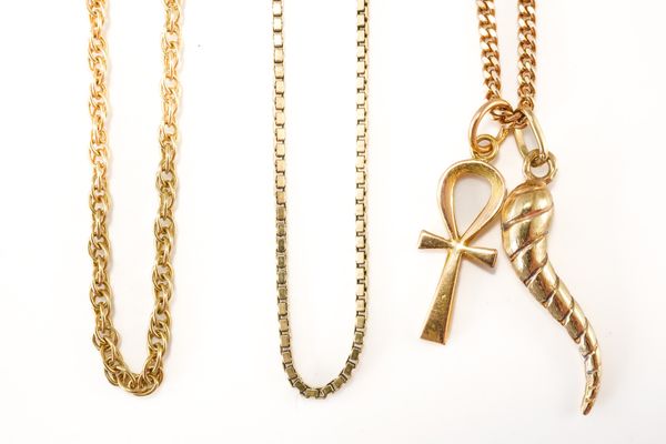 THREE GOLD NECKCHAINS AND TWO GOLD PENDANTS (5)