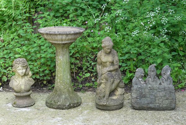 A RECONSTITUTED STONE BIRD BATH (4)