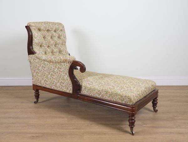 A WILLIAM IV ROSEWOOD FRAMED RECLINING CHAISE LONGUE