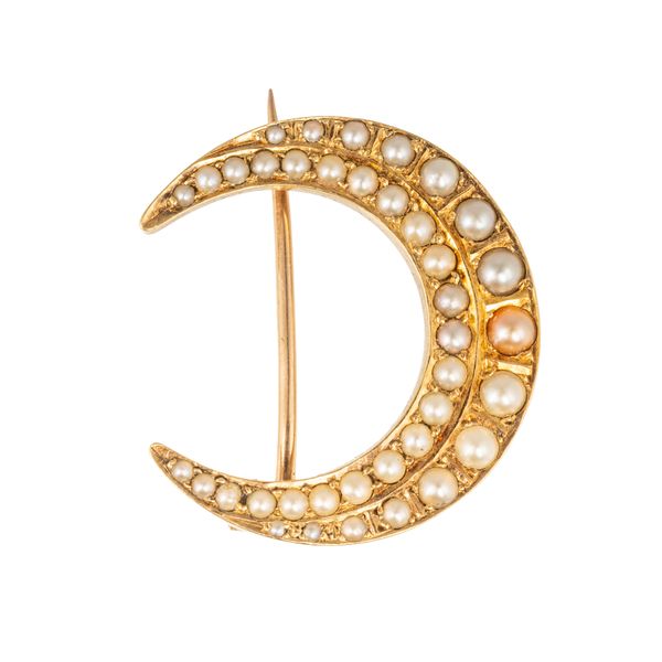 A CRESCENT MOON BROOCH