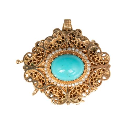 A GOLD, TURQUOISE AND SEED PEARL CLASP
