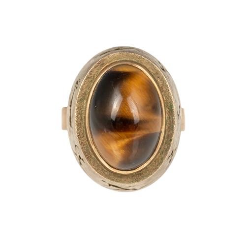 A SOUTH AFRICAN GOLD AND TIGER'S EYE RING