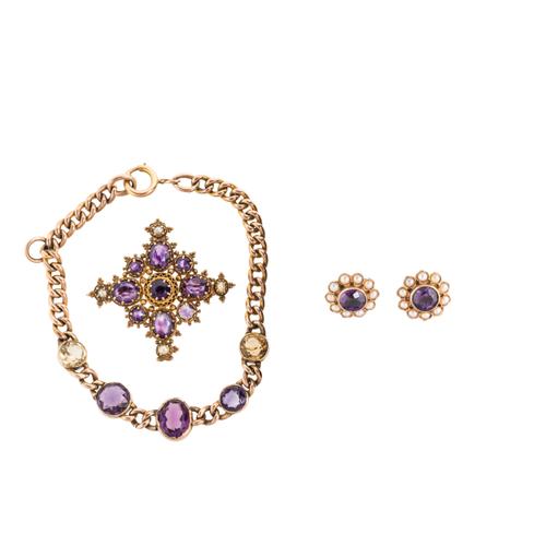 THREE ITEMS OF AMETHYST JEWELLERY (4)