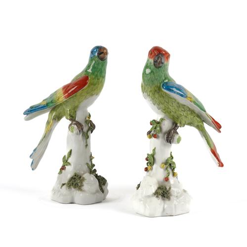 A PAIR OF FRENCH PORCELAIN PARROTS (2)