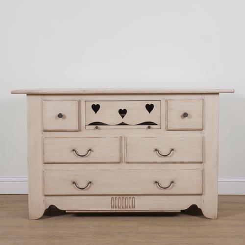 A 20TH CENTURY CREAM PAINTED BEDROOM SUITE (3)