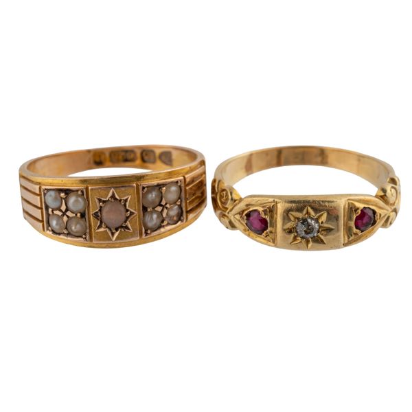 TWO GOLD AND GEM SET RINGS (2)