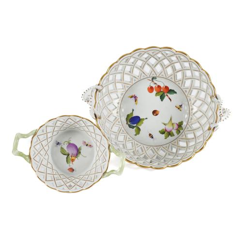 A HEREND 'MARKET GARDEN' PATTERN TWO-HANDLED CIRCULAR RETICULATED BASKET (2)