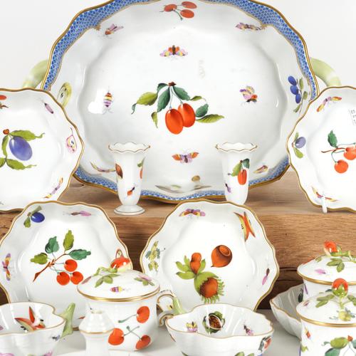 A GROUP OF HEREND `MARKET GARDEN' PATTERN PORCELAIN (42)