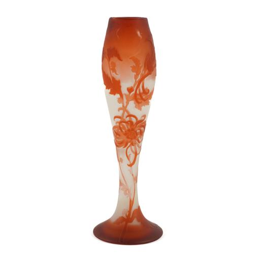 A TALL GALLE CAMEO 'CHRYSANTHEMUM' PATTERN GLASS VASE