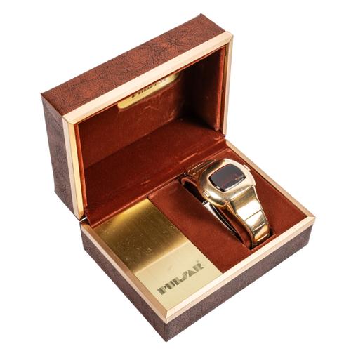 A PULSAR GILT METAL AND STEEL ELECTRONIC GENTLEMAN'S BRACELET WRISTWATCH