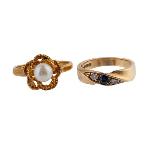 TWO GEMSET RINGS (2)