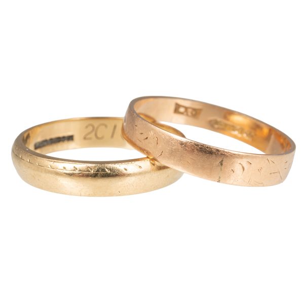 TWO 9CT GOLD WEDDING RINGS (2)