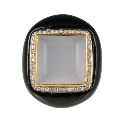 A BLUE CHALCEDONY, DIAMOND AND ONYX RING