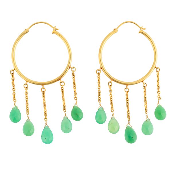 A PAIR OF GOLD HOOP EARRINGS WITH CHRYSOPRASE DROPS