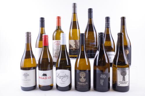 12 BOTTLES CANADIAN WHITE WINE