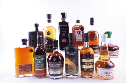 12 BOTTLES WHISKY