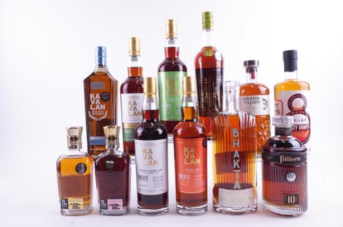 11 BOTTLES WHISKY AND 1 GIN