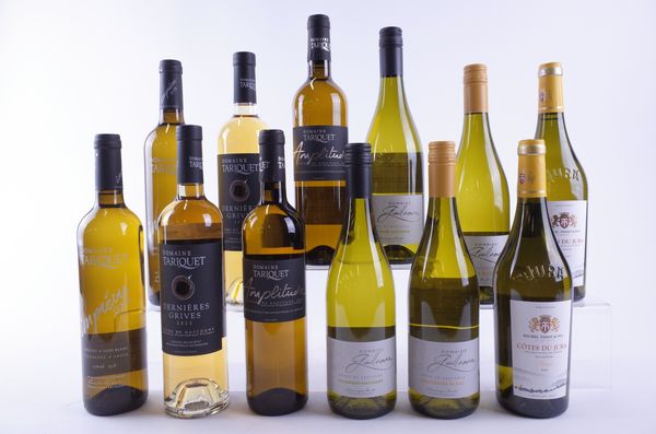 TWELVE BOTTLES FRENCH WHITE WINE