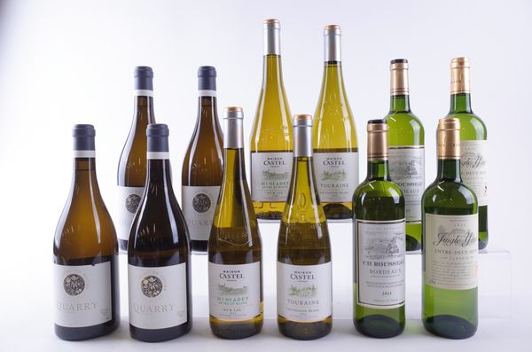 TWELVE BOTTLES FRENCH WHITE WINE