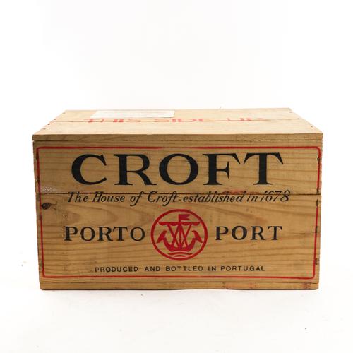 TWELVE BOTTLES CROFT PORT VINTAGE 1982 BOTTLED 1984