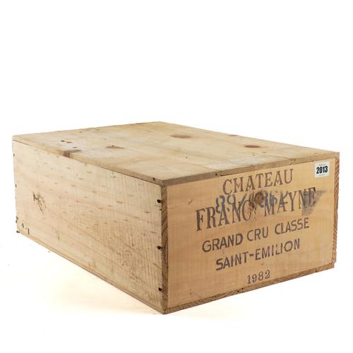 TWELVE BOTTLES CHÂTEAU FRANC MAYNE GRAND CRU CLASSÉ SAINT-EMILION 1982