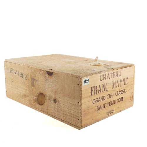 TWELVE BOTTLES CHÂTEAU FRANC MAYNE GRAND CRU CLASSÉ SAINT-EMILION 1982
