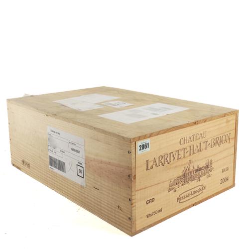 TWELVE BOTTLES CHÂTEAU LARRIVET-HAUT-BRION 2004