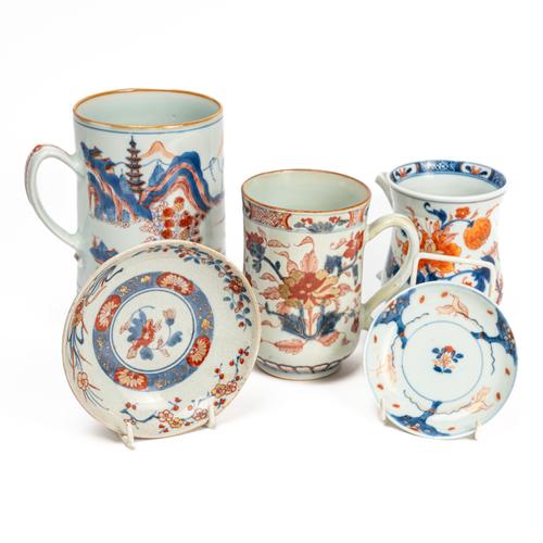 A GROUP OF CHINESE IMARI PORCELAIN (5)