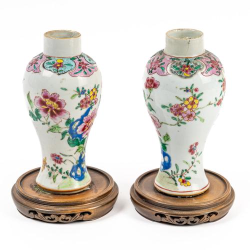 A PAIR OF CHINESE FAMILLE-ROSE SLENDER BALUSTER VASES (4)