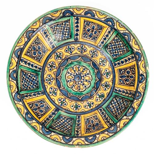 A MOROCCAN POTTERY BOWL