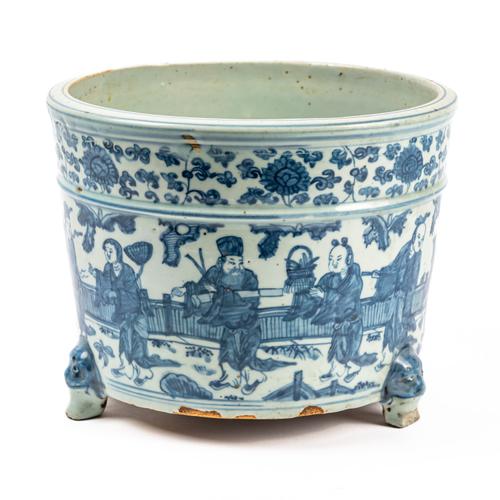 A LARGE CHINESE BLUE AND WHITE `EIGHT IMMORTALS' CENSER