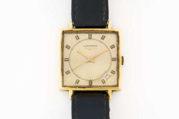 A LONGINES GOLD SQUARE CASED GENTLEMAN'S WRISTWATCH