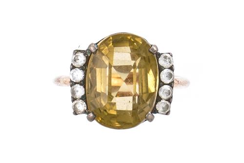 A CITRINE AND COLOURLESS GEM SET RING AND A GOLD RING MOUNT (2)