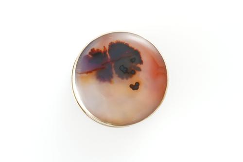 A GOLD AND AGATE CIRCULAR VINAIGRETTE (2)