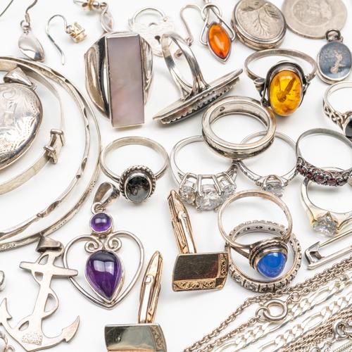 A GROUP OF MOSTLY SILVER JEWELLERY (50)