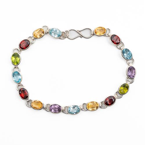 A SILVER AND VARICOLOURED GEMSTONE BRACELET