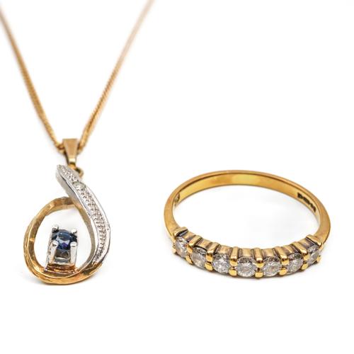 A GOLD RING AND A NECKLACE