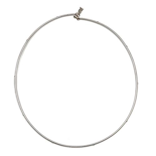 A SILVER AND DIAMOND COLLAR NECKLACE