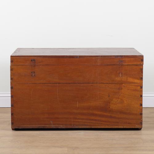 A LARGE EARLY 20TH CENTURY TEAK RECTANGULAR TRAVELLING TRUNK